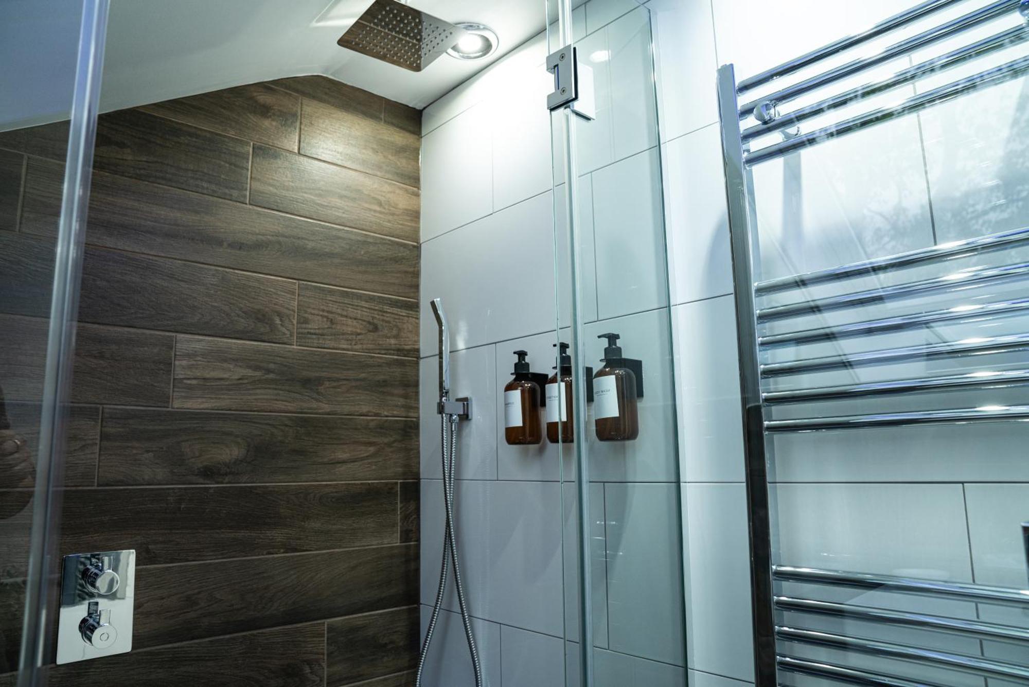 Chestnut Retreat A Stunning Annex Apartment Ossett Luaran gambar